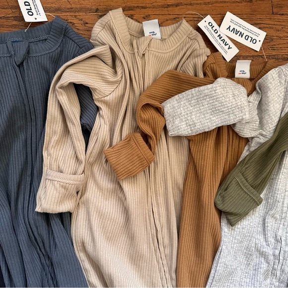 NWT old navy ribbed 2-way zipper footed one piece bundle - Picture 3 of 4